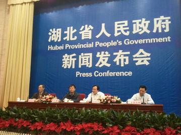 今日随州爆料新闻事件,某小区发生火灾，消防部门紧急救援  第3张